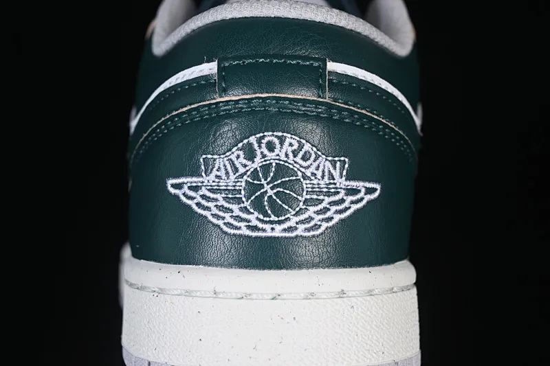 All categories Air Jordan Jordan series basketball shoes Air Jordan 1 Low Air Jordan 1 Low AJ1 Joe 1 white and green low-top cultural and casual sneakers FQ7687-300